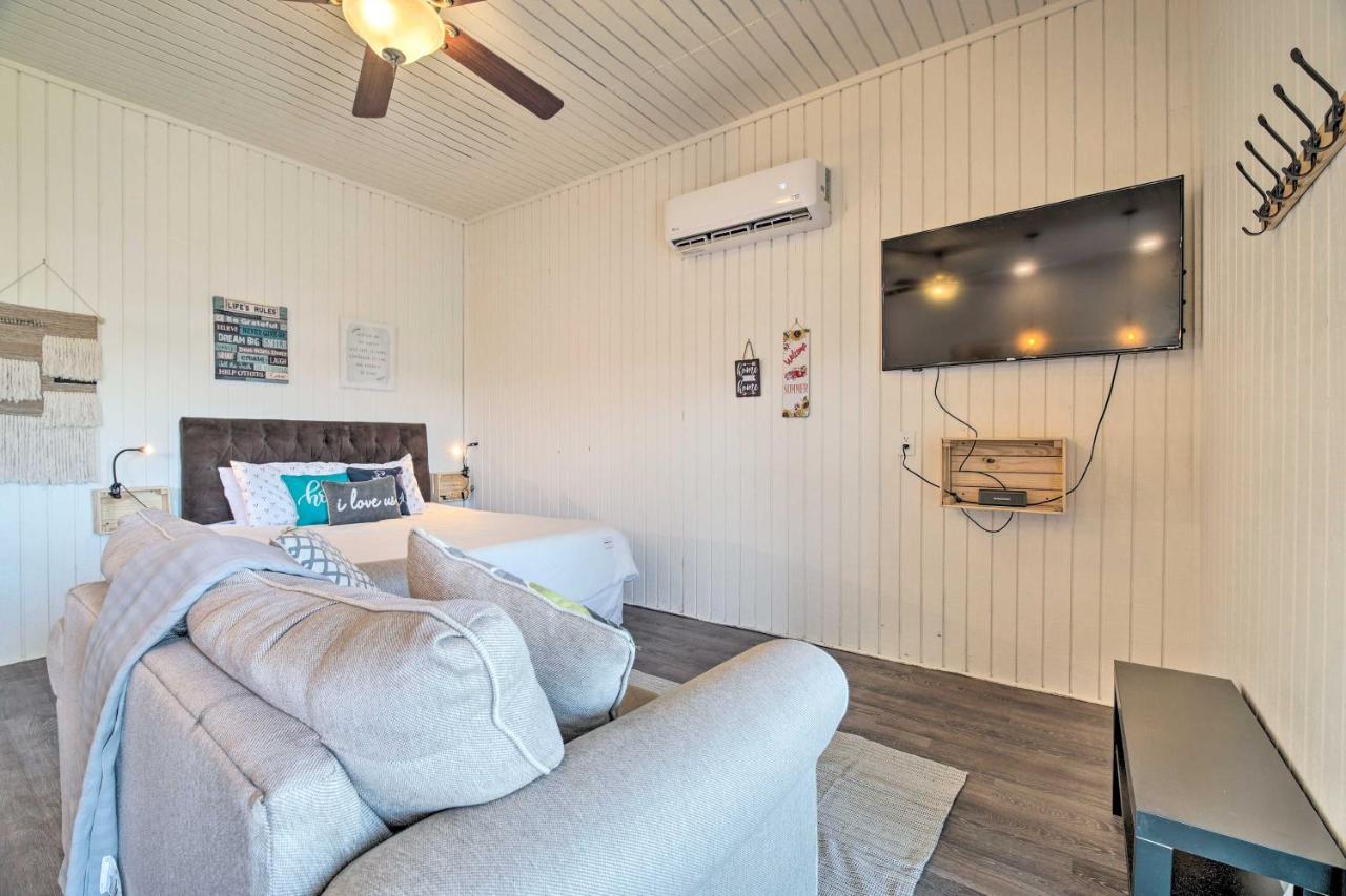 Pet-Friendly Studio With Kayak, Deck And Dock On Lake! Apartment Onalaska Luaran gambar